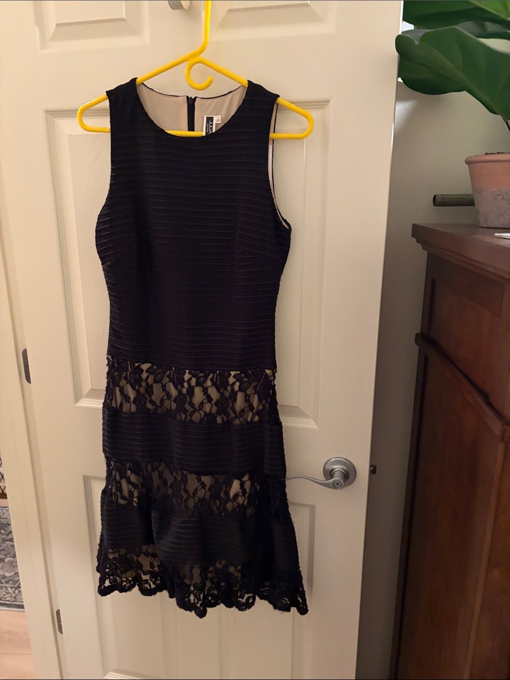 Julian Taylor Black Sleeveless Lace-Panel Midi Dress